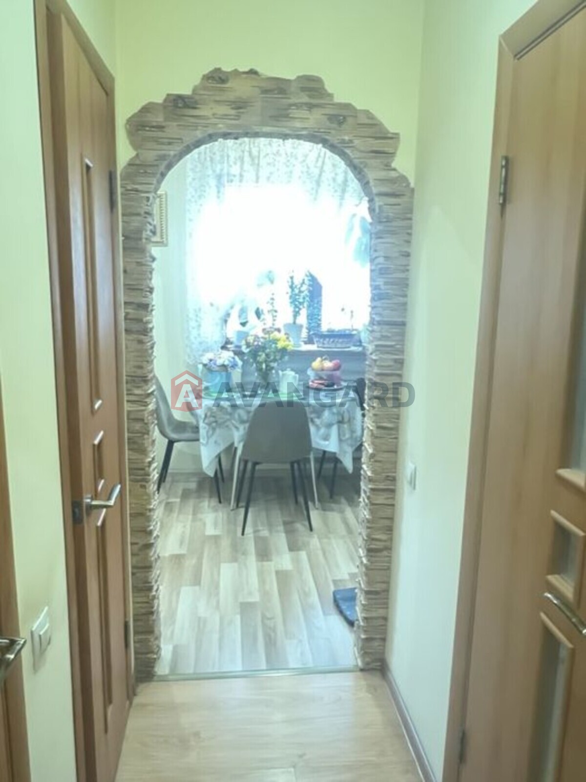 3 кім. квартира, 75/-/9 кв. м., 2/4 поверх фото 3 3 кім. квартира, 75/-/9 кв. м., 2/4 поверх фото 3