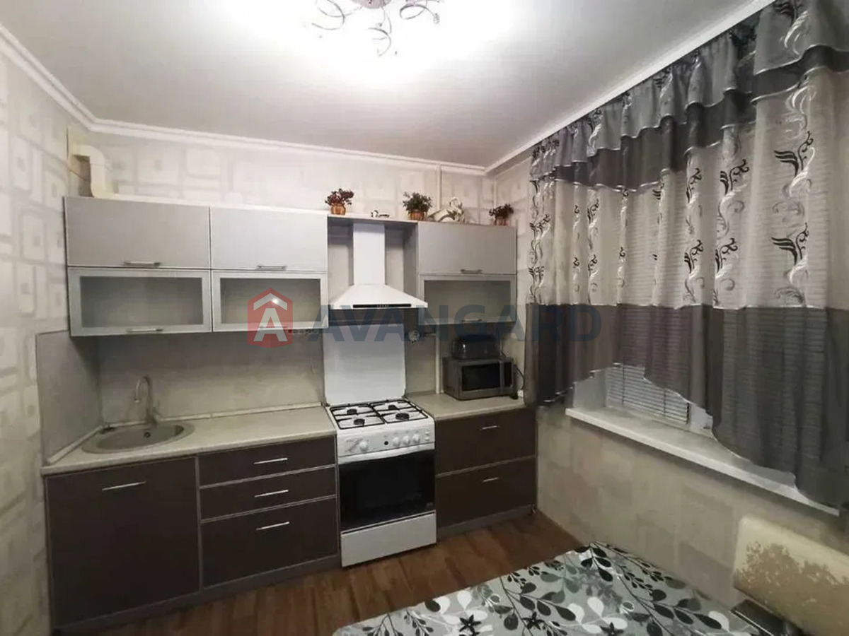 2 кім. квартира, 51/-/7 кв. м., 6/10 поверх фото 1 2 кім. квартира, 51/-/7 кв. м., 6/10 поверх фото 1