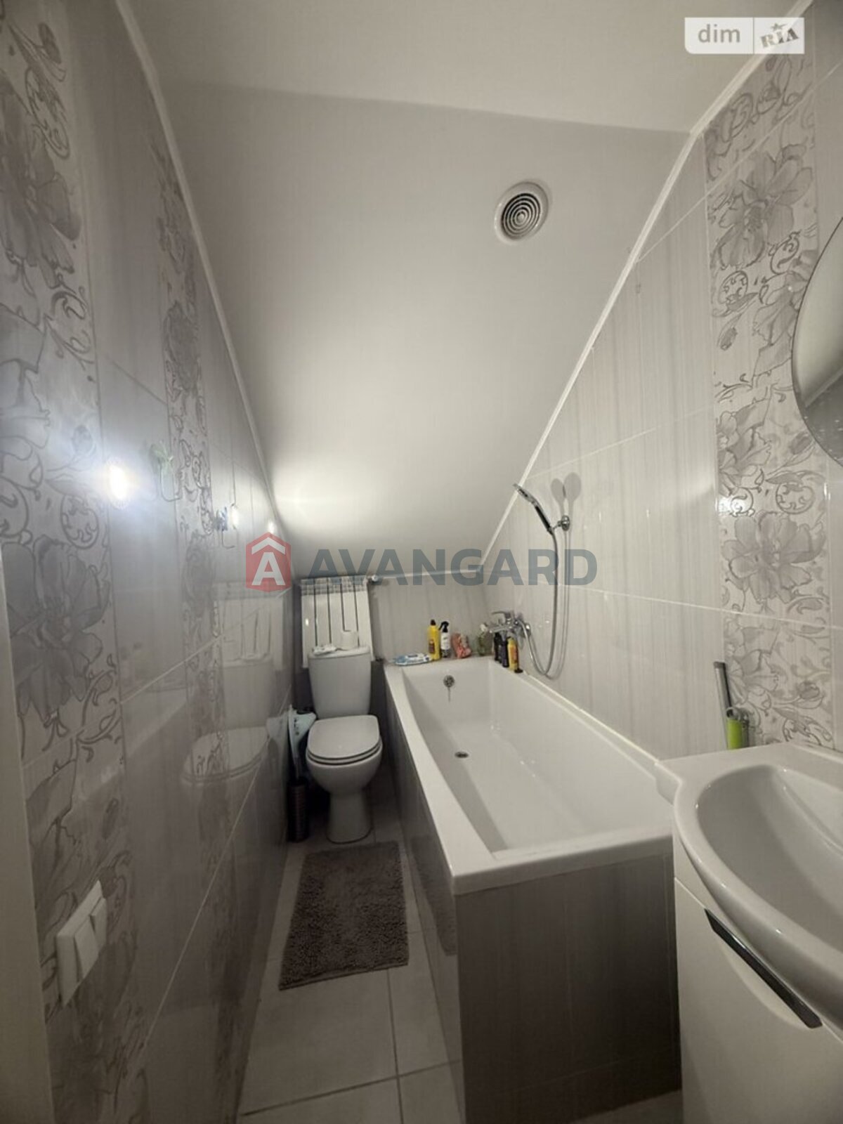 4 комн. квартира, 100/70/20 кв. м., 2/2 этаж фото 28 4 комн. квартира, 100/70/20 кв. м., 2/2 этаж фото 28