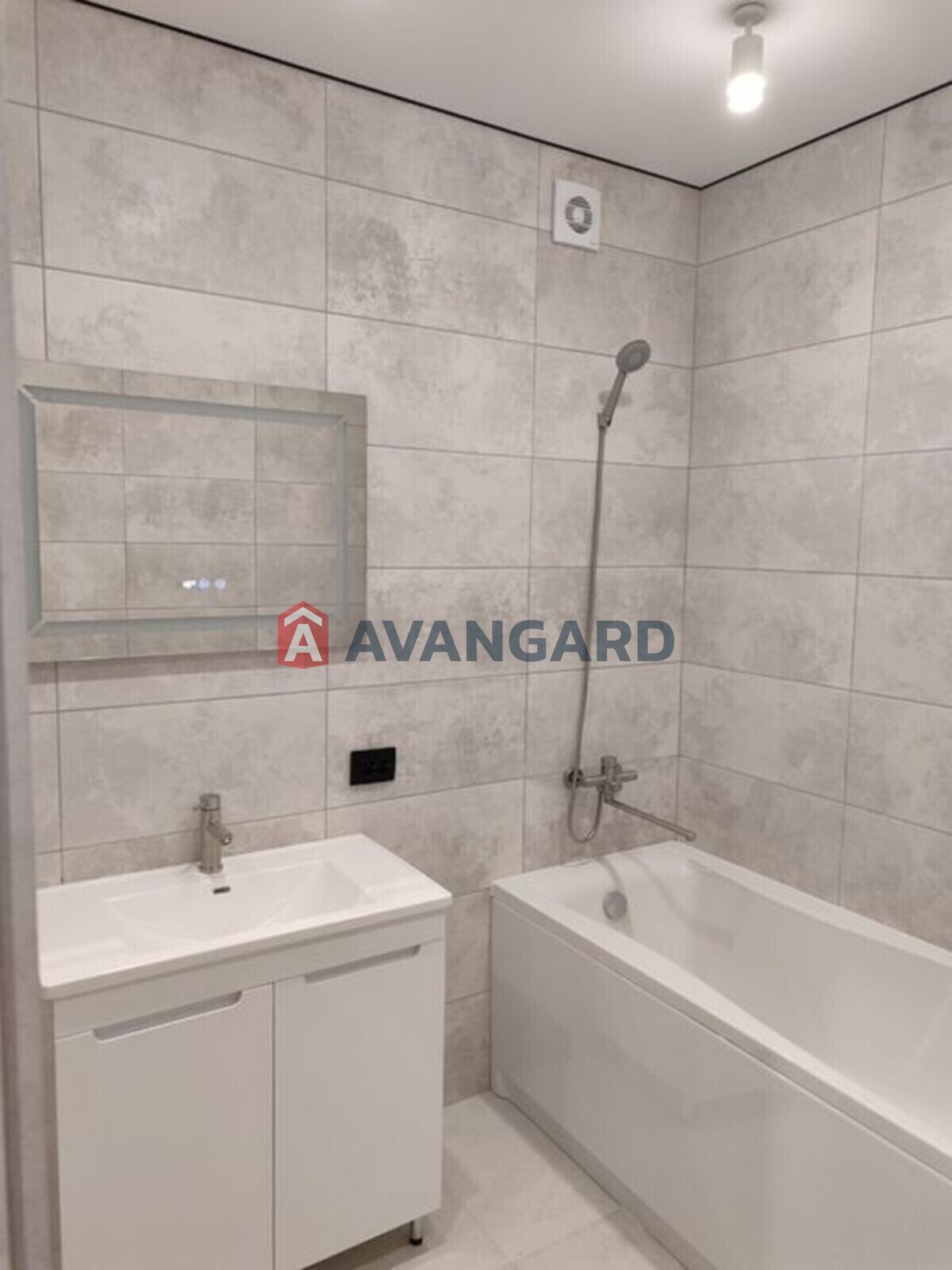 2 кім. квартира, 75/-/- кв. м., 2/10 поверх фото 4 2 кім. квартира, 75/-/- кв. м., 2/10 поверх фото 4