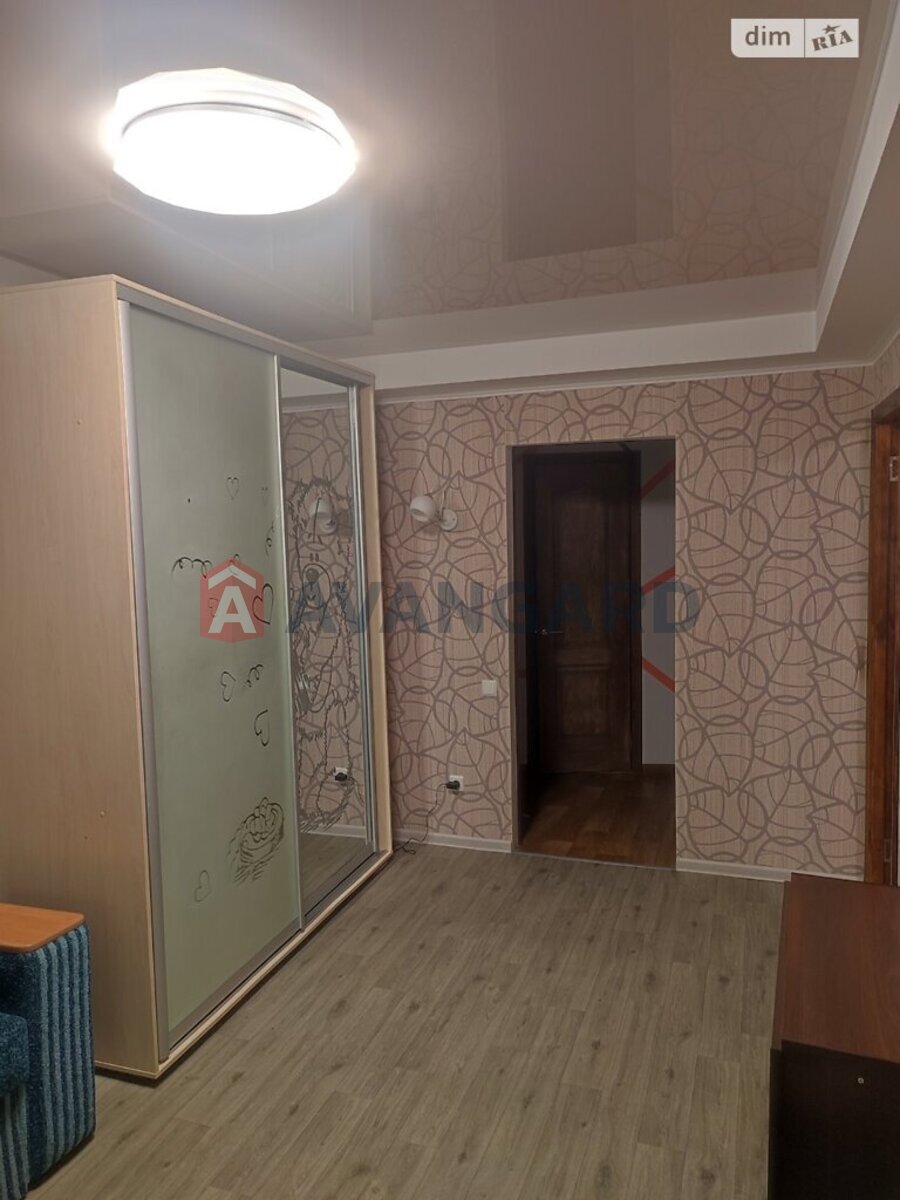 3 комн. квартира, 56/-/6 кв. м., 1/5 этаж фото 7 3 комн. квартира, 56/-/6 кв. м., 1/5 этаж фото 7