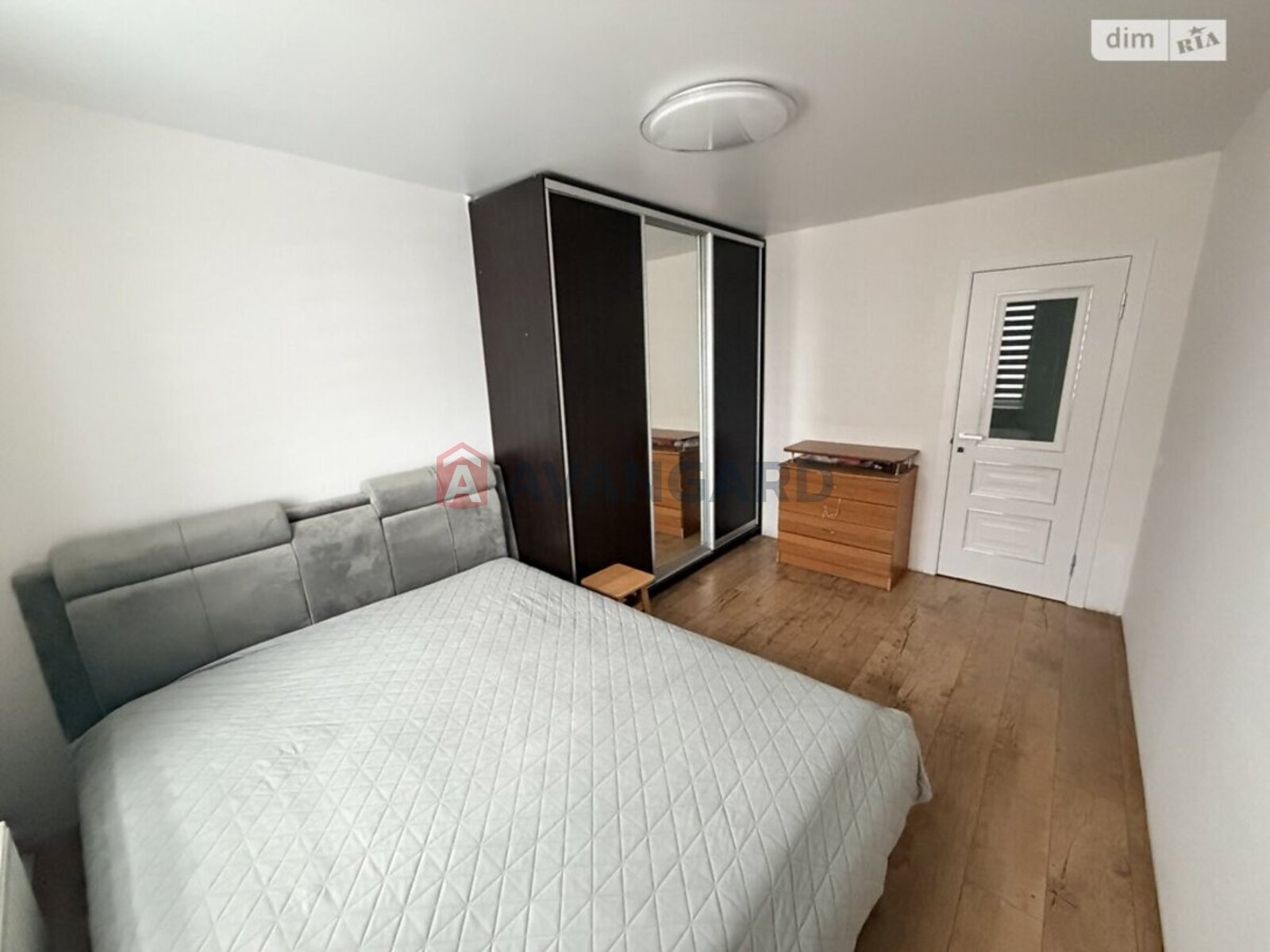 4 кім. квартира, 124/74/19 кв. м., 10/11 поверх фото 8 4 кім. квартира, 124/74/19 кв. м., 10/11 поверх фото 8