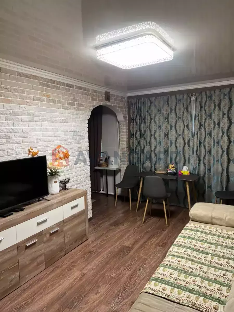 3 комн. квартира, 56/-/- кв. м., 1/3 этаж фото 5 3 комн. квартира, 56/-/- кв. м., 1/3 этаж фото 5