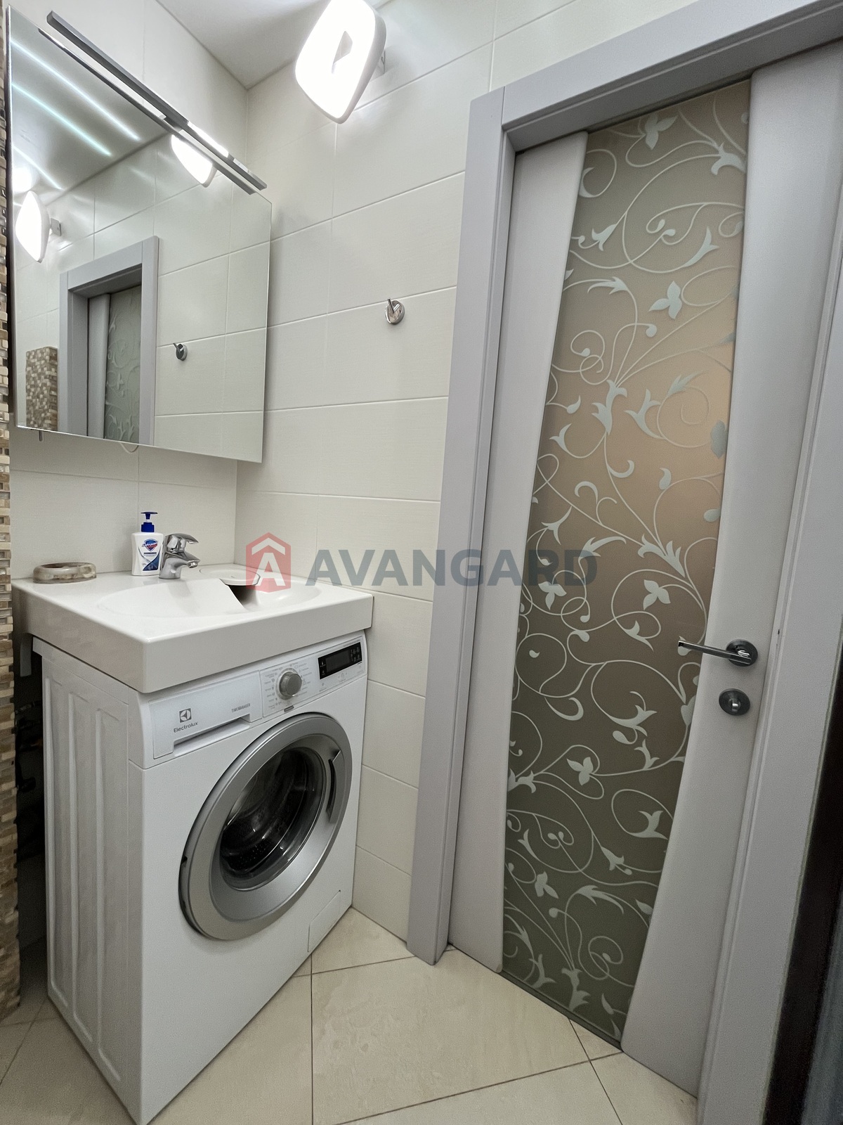 3 кім. квартира, 66/-/8 кв. м., 6/9 поверх фото 11 3 кім. квартира, 66/-/8 кв. м., 6/9 поверх фото 11