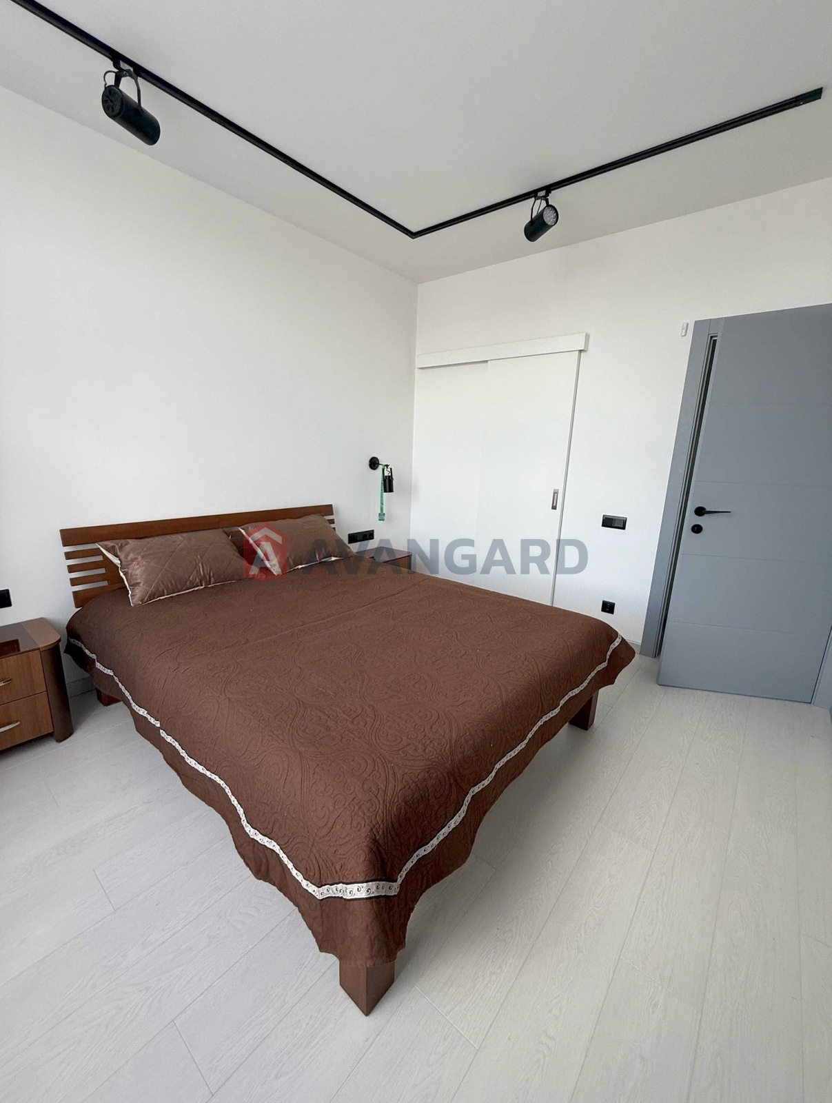 3 кім. квартира, 90/69/18 кв. м., 9/9 поверх фото 7 3 кім. квартира, 90/69/18 кв. м., 9/9 поверх фото 7