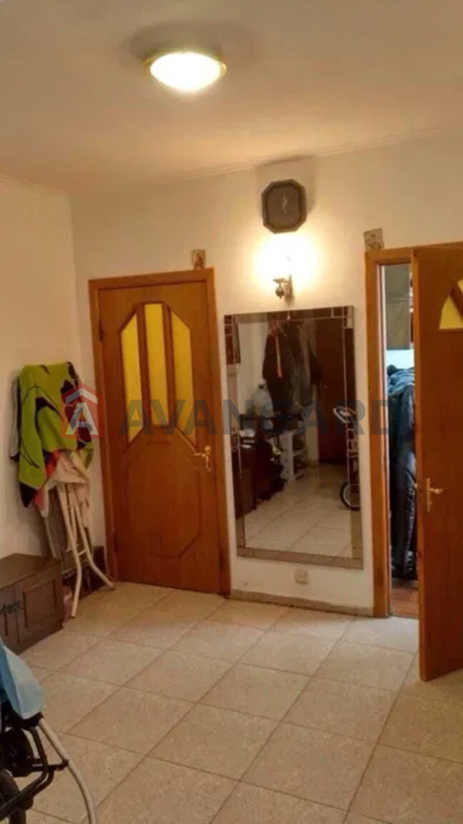 3 комн. квартира, 71/-/9 кв. м., 4/9 этаж фото 6 3 комн. квартира, 71/-/9 кв. м., 4/9 этаж фото 6