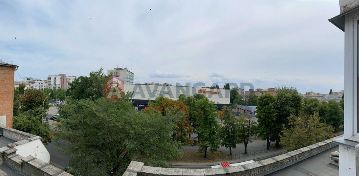 3 кім. квартира, 103/-/11 кв. м., 4/10 поверх фото 1 3 кім. квартира, 103/-/11 кв. м., 4/10 поверх фото 1