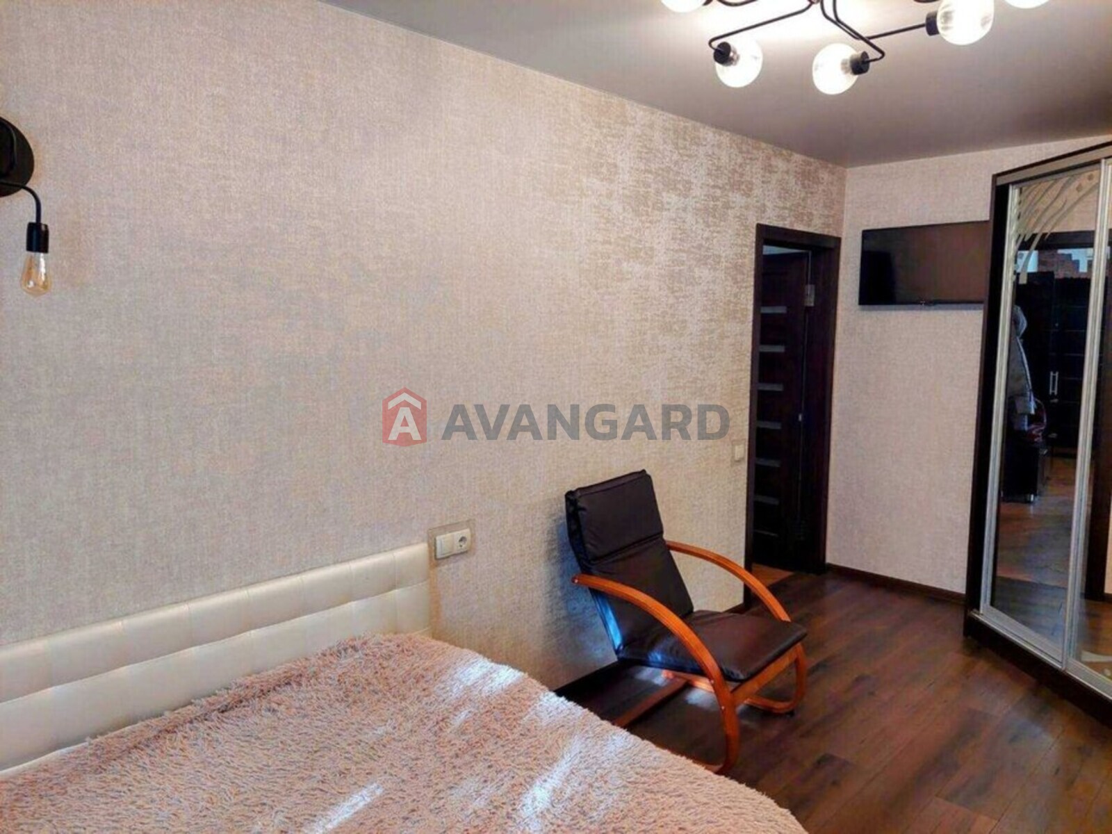 2 кім. квартира, 45/-/6 кв. м., 1/5 поверх фото 2 2 кім. квартира, 45/-/6 кв. м., 1/5 поверх фото 2