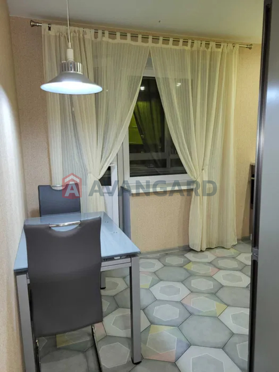 1 комн. квартира, 41/-/9 кв. м., 5/6 этаж фото 1 1 комн. квартира, 41/-/9 кв. м., 5/6 этаж фото 1