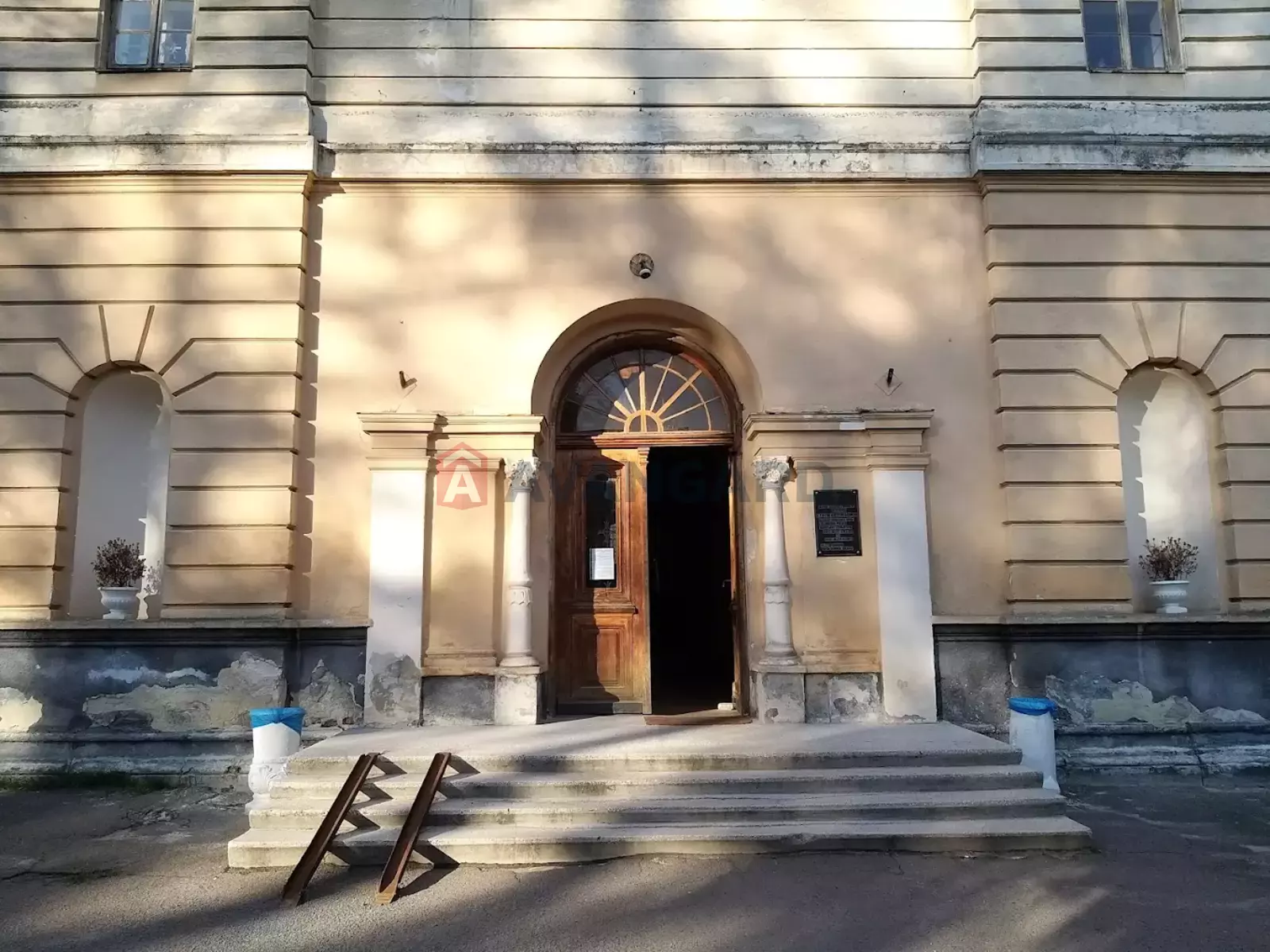 1 комн. квартира, 250/-/- кв. м., 1/3 этаж фото 4 1 комн. квартира, 250/-/- кв. м., 1/3 этаж фото 4