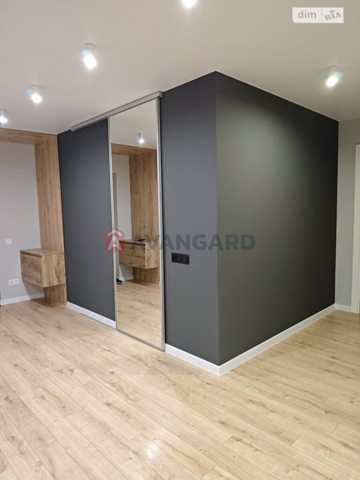 2 комн. квартира, 80/50/22 кв. м., 16/18 этаж фото 10 2 комн. квартира, 80/50/22 кв. м., 16/18 этаж фото 10