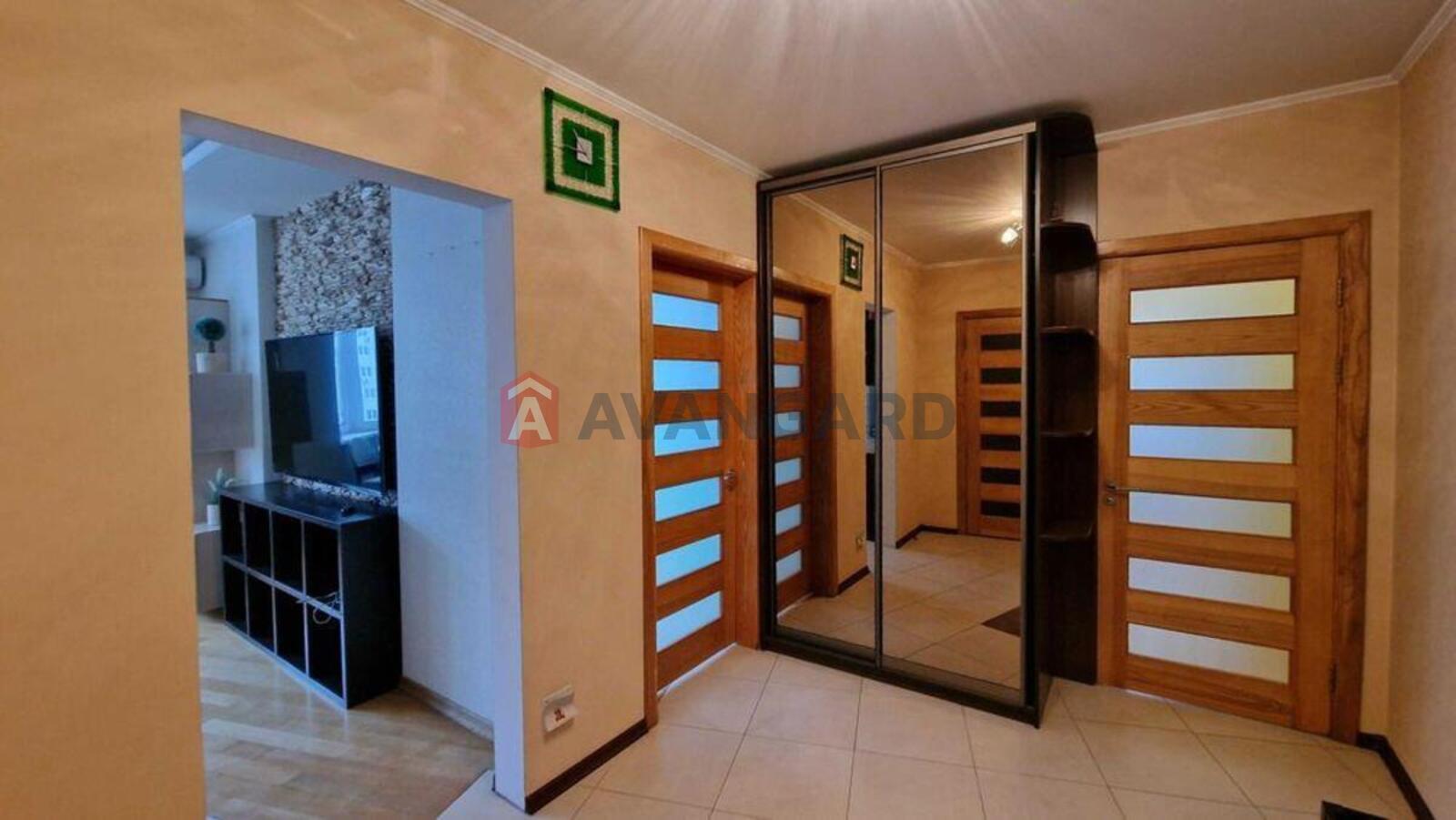2 кім. квартира, 78/-/19 кв. м., 17/24 поверх фото 1 2 кім. квартира, 78/-/19 кв. м., 17/24 поверх фото 1
