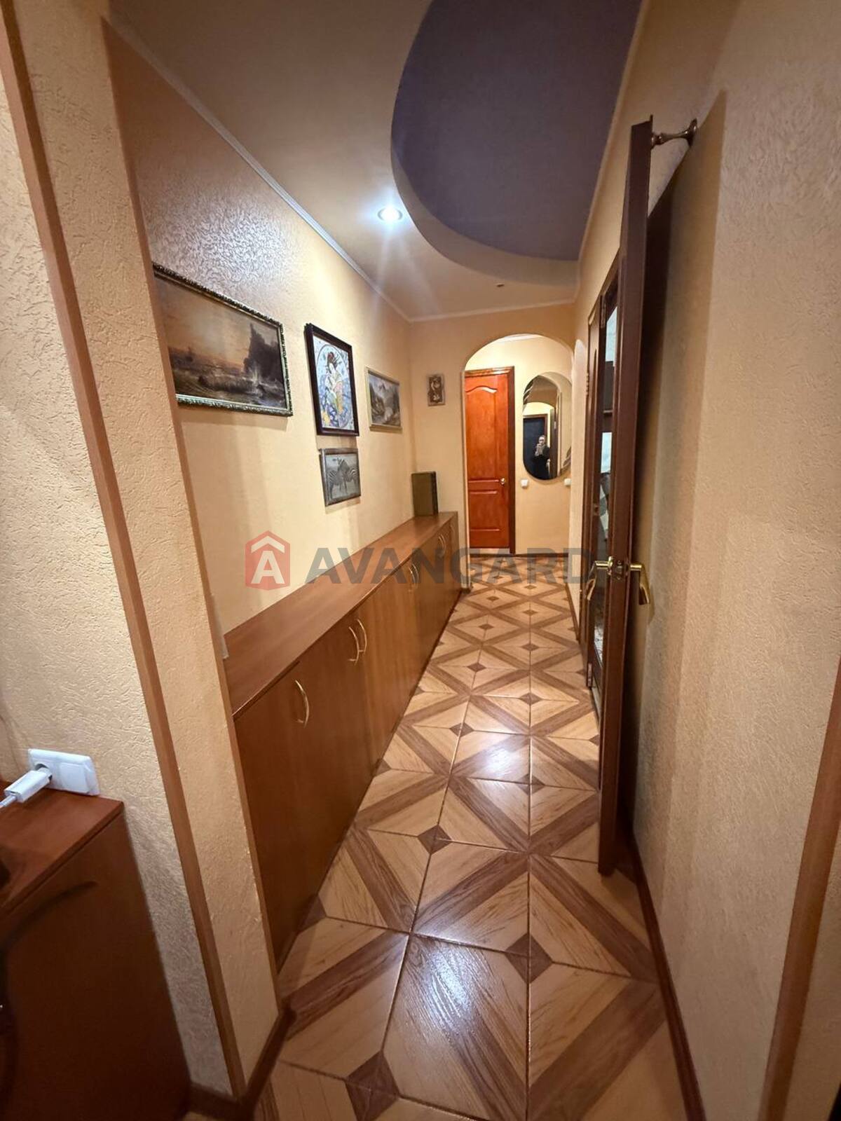 3 кім. квартира, 68/39/10 кв. м., 7/9 поверх фото 3 3 кім. квартира, 68/39/10 кв. м., 7/9 поверх фото 3