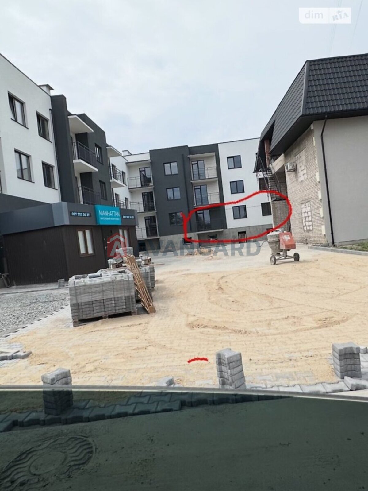 2 комн. квартира, 63/-/10 кв. м., 1/3 этаж фото 1 2 комн. квартира, 63/-/10 кв. м., 1/3 этаж фото 1