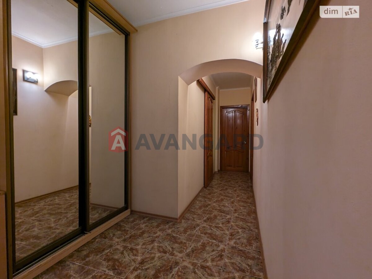 3 кім. квартира, 66/42/8 кв. м., 9/12 поверх фото 22 3 кім. квартира, 66/42/8 кв. м., 9/12 поверх фото 22