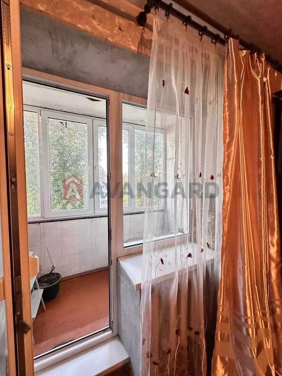 3 кім. квартира, 70/-/10 кв. м., 5/5 поверх фото 6 3 кім. квартира, 70/-/10 кв. м., 5/5 поверх фото 6