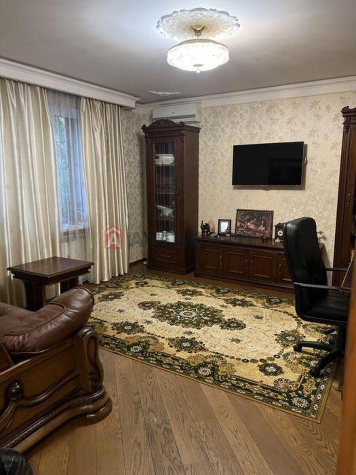 3 кім. квартира, 80/-/14 кв. м., 1/10 поверх фото 2 3 кім. квартира, 80/-/14 кв. м., 1/10 поверх фото 2