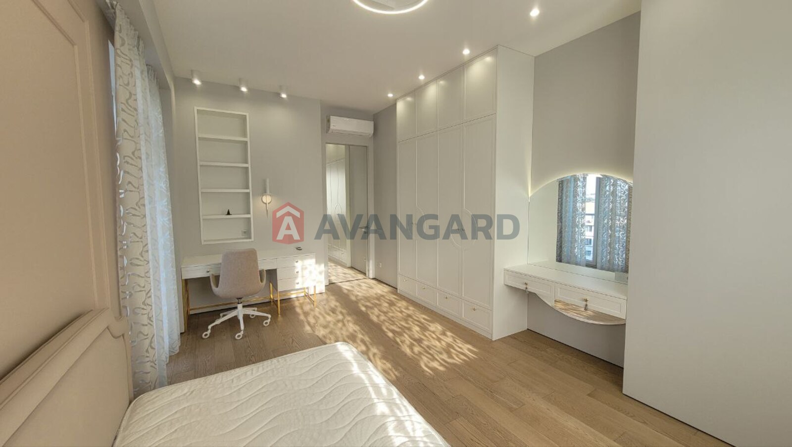 4 комн. квартира, 123/-/41 кв. м., 10/18 этаж фото 10 4 комн. квартира, 123/-/41 кв. м., 10/18 этаж фото 10