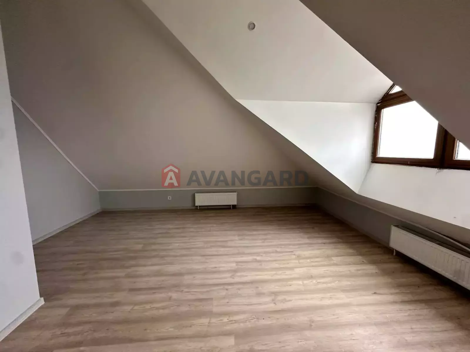 3 комн. квартира, 142/95/14 кв. м., 5/5 этаж фото 1 3 комн. квартира, 142/95/14 кв. м., 5/5 этаж фото 1