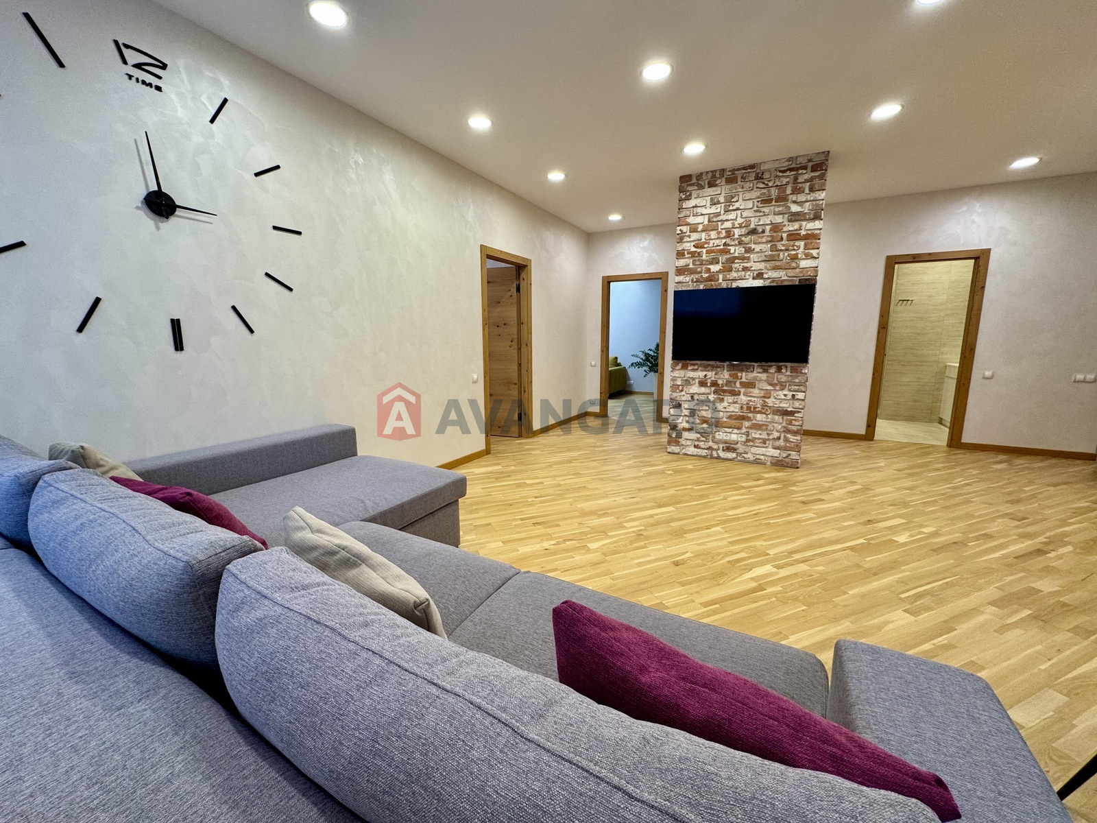 3 кім. квартира, 106/80/15 кв. м., 13/17 поверх фото 2 3 кім. квартира, 106/80/15 кв. м., 13/17 поверх фото 2