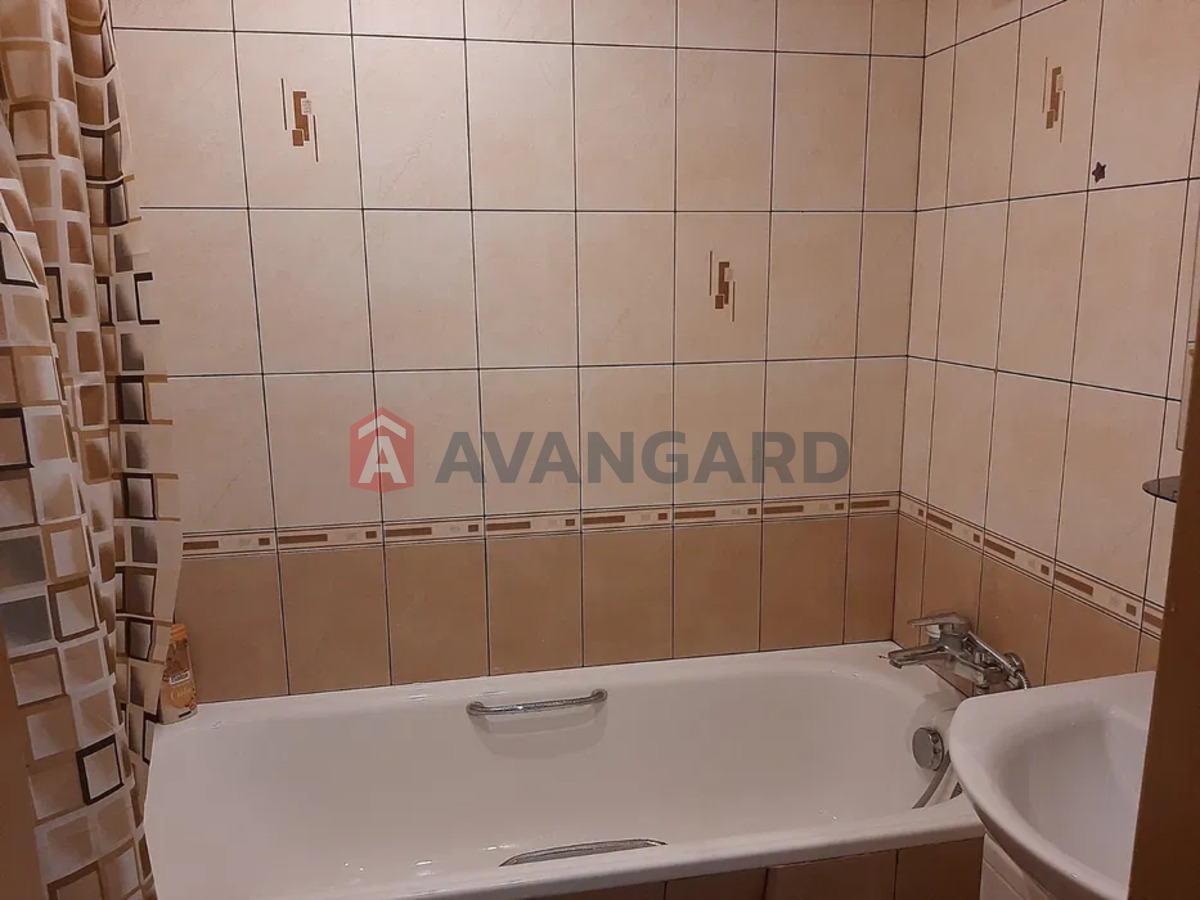 4 кім. квартира, 77/-/10 кв. м., 8/9 поверх фото 16 4 кім. квартира, 77/-/10 кв. м., 8/9 поверх фото 16