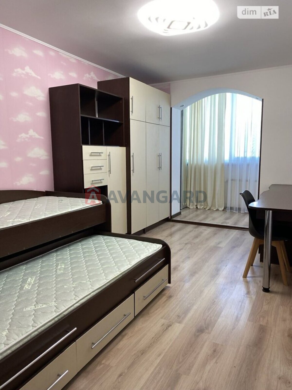 3 комн. квартира, 85/-/15 кв. м., 10/12 этаж фото 8 3 комн. квартира, 85/-/15 кв. м., 10/12 этаж фото 8