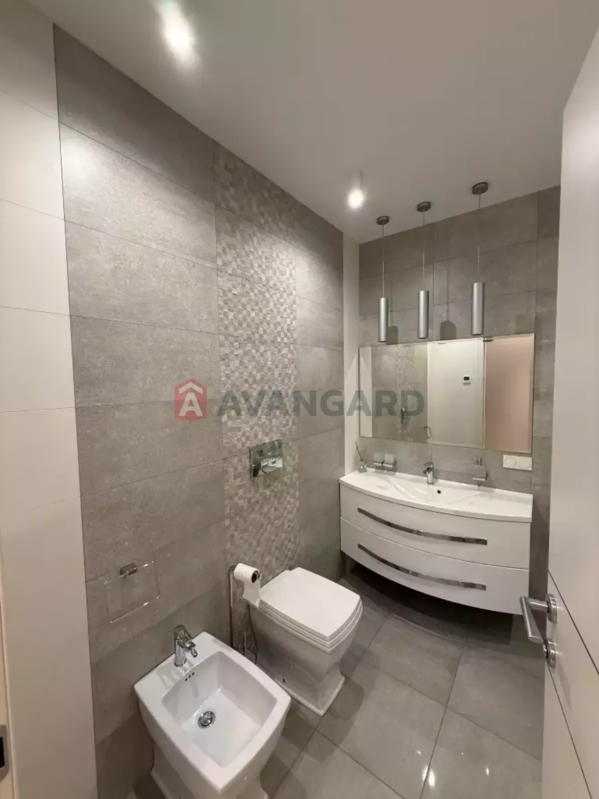 3 кім. квартира, 120/-/20 кв. м., 17/24 поверх фото 8 3 кім. квартира, 120/-/20 кв. м., 17/24 поверх фото 8