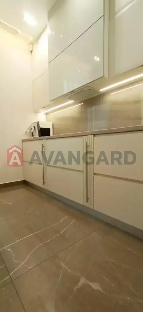 3 комн. квартира, 110/-/- кв. м., 1/2 этаж фото 6 3 комн. квартира, 110/-/- кв. м., 1/2 этаж фото 6