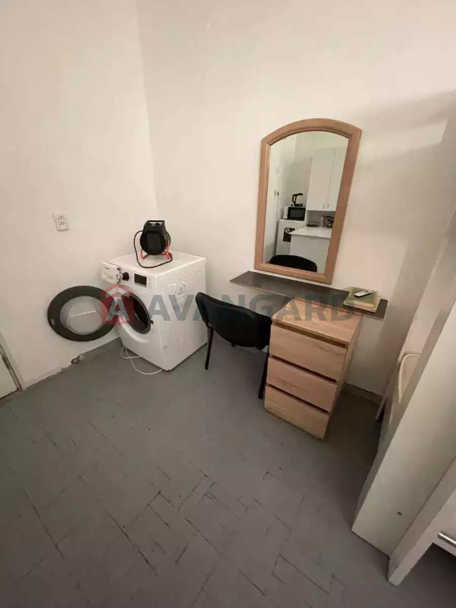 1 кім. квартира, 20/-/- кв. м., 4/4 поверх фото 3 1 кім. квартира, 20/-/- кв. м., 4/4 поверх фото 3