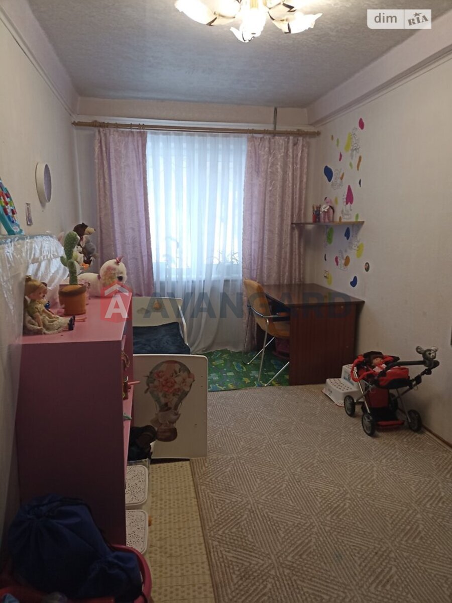 4 кім. квартира, 66/47/6 кв. м., 2/5 поверх фото 3 4 кім. квартира, 66/47/6 кв. м., 2/5 поверх фото 3