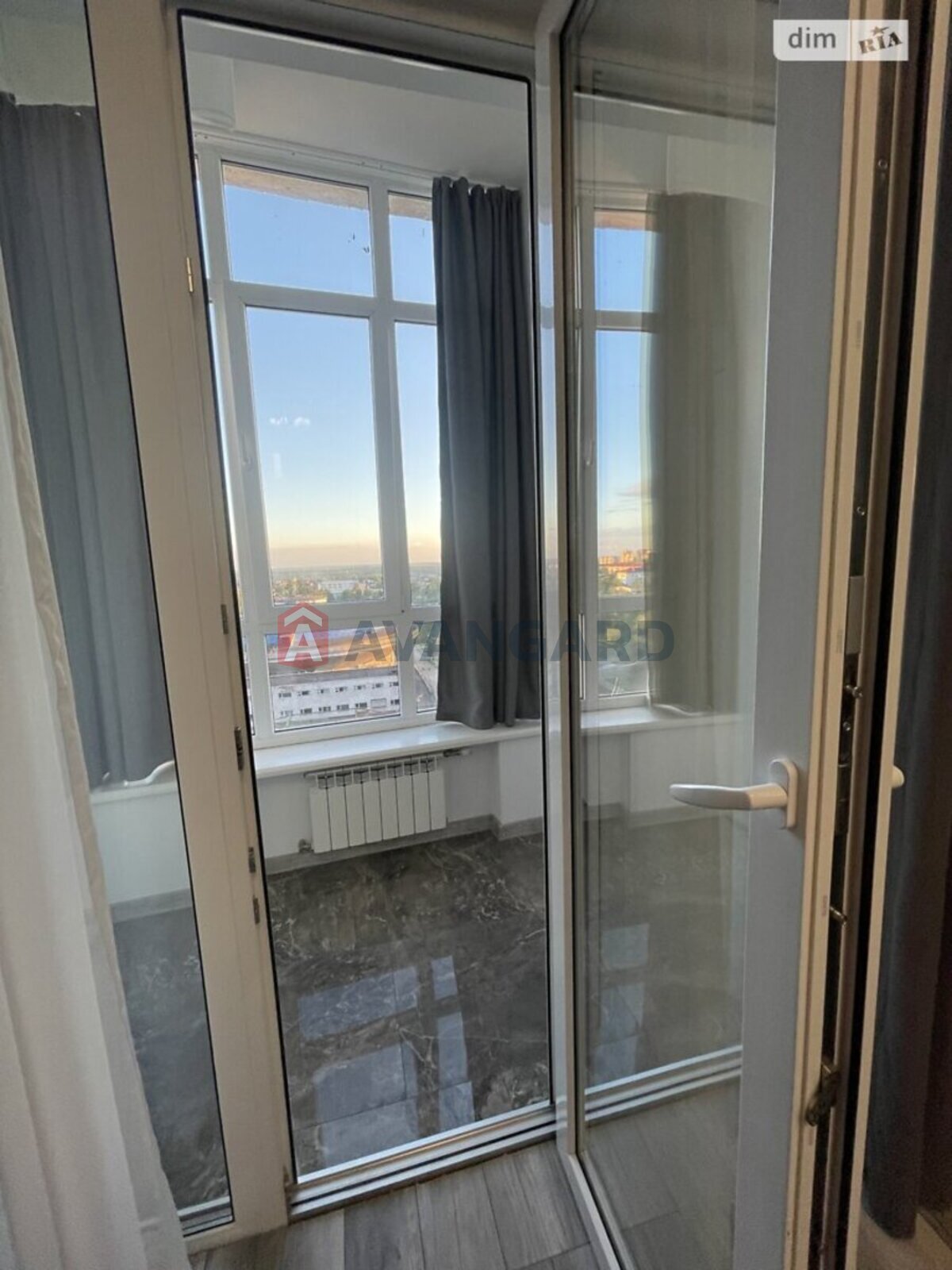 2 комн. квартира, 90/-/- кв. м., 7/14 этаж фото 22 2 комн. квартира, 90/-/- кв. м., 7/14 этаж фото 22