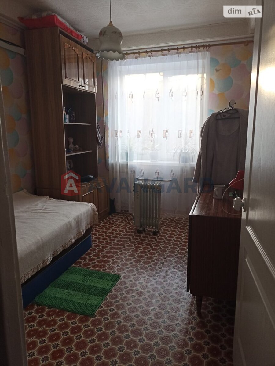 4 кім. квартира, 66/47/6 кв. м., 2/5 поверх фото 10 4 кім. квартира, 66/47/6 кв. м., 2/5 поверх фото 10