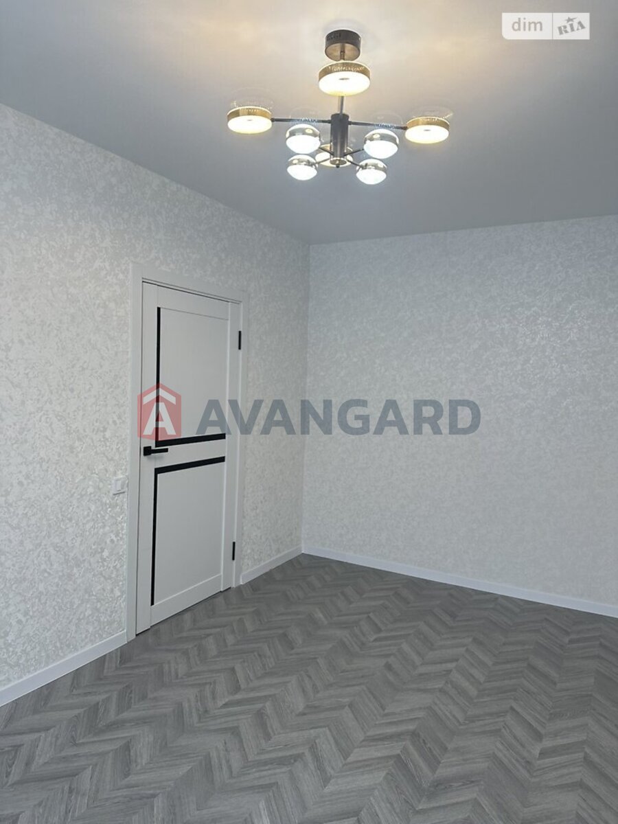 1 кім. квартира, 35/-/- кв. м., 6/7 поверх фото 9 1 кім. квартира, 35/-/- кв. м., 6/7 поверх фото 9