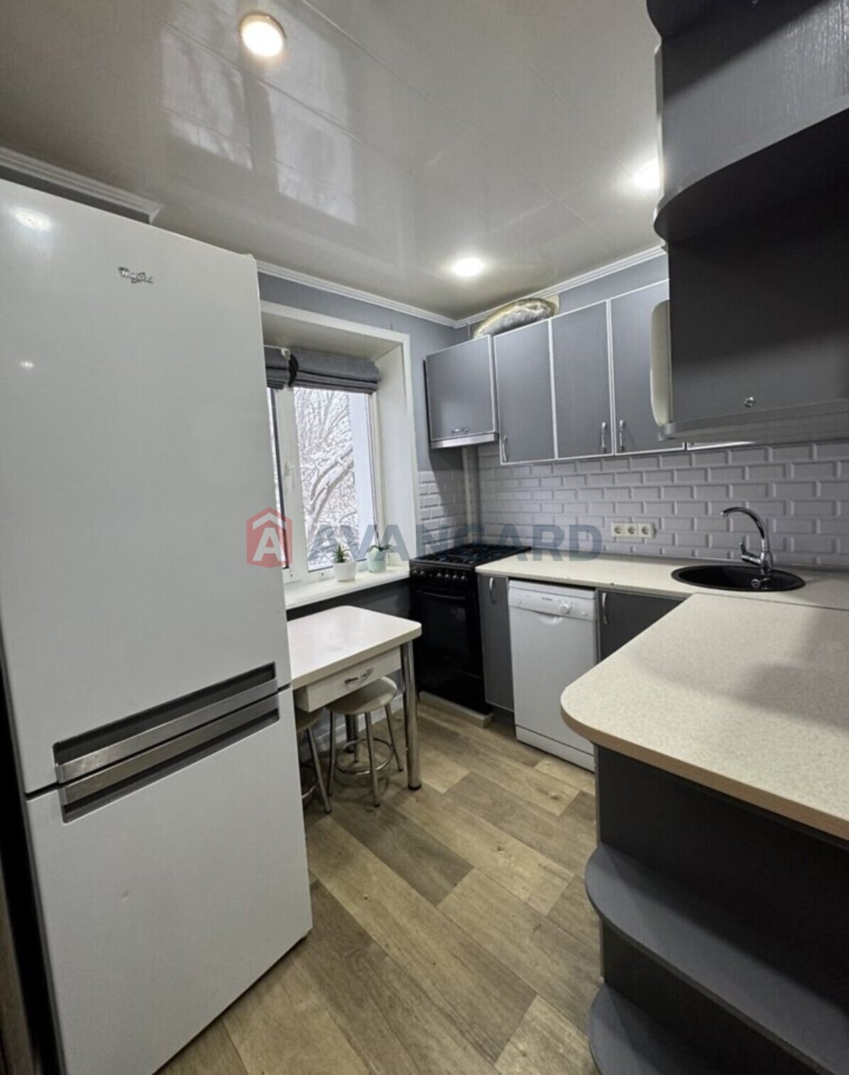 2 комн. квартира, 41/26/5 кв. м., 3/5 этаж фото 1 2 комн. квартира, 41/26/5 кв. м., 3/5 этаж фото 1