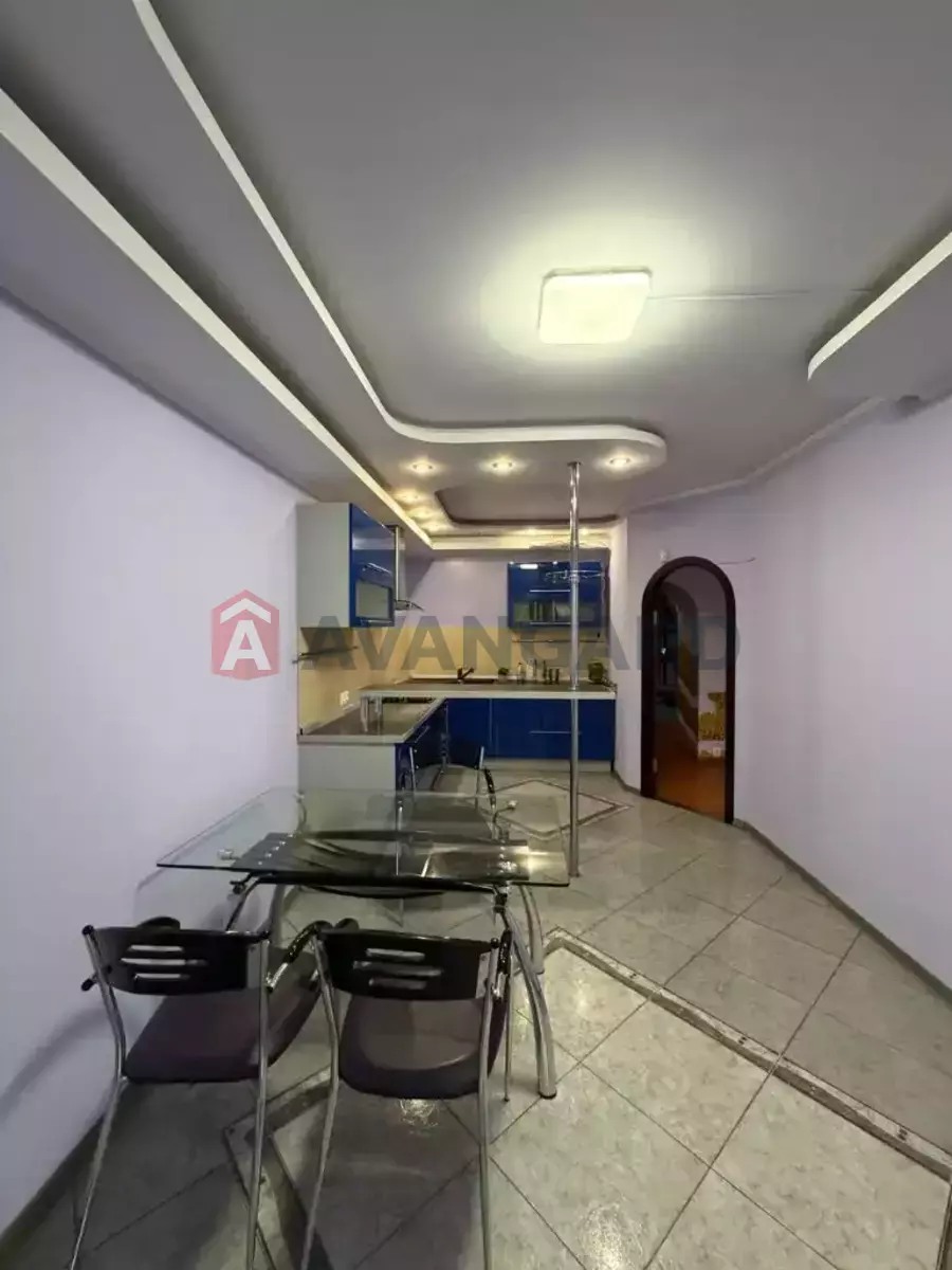 3 кім. квартира, 110/63/20 кв. м., 2/9 поверх фото 6 3 кім. квартира, 110/63/20 кв. м., 2/9 поверх фото 6