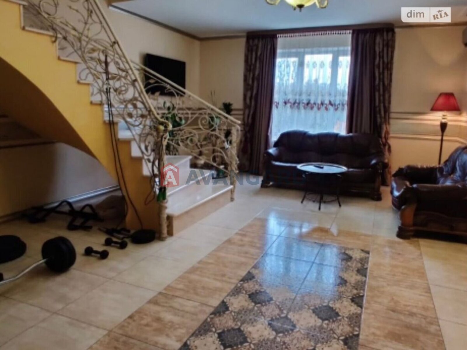 4 комн. квартира, 210/200/23 кв. м., 3/4 этаж фото 1 4 комн. квартира, 210/200/23 кв. м., 3/4 этаж фото 1