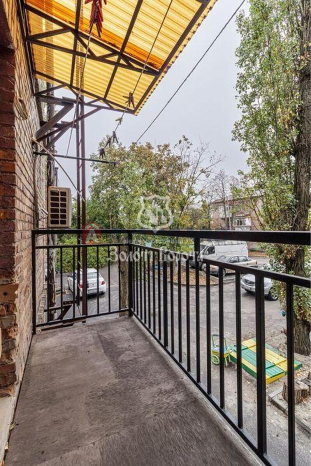 2 кім. квартира, 42/-/6 кв. м., 1/3 поверх фото 9 2 кім. квартира, 42/-/6 кв. м., 1/3 поверх фото 9