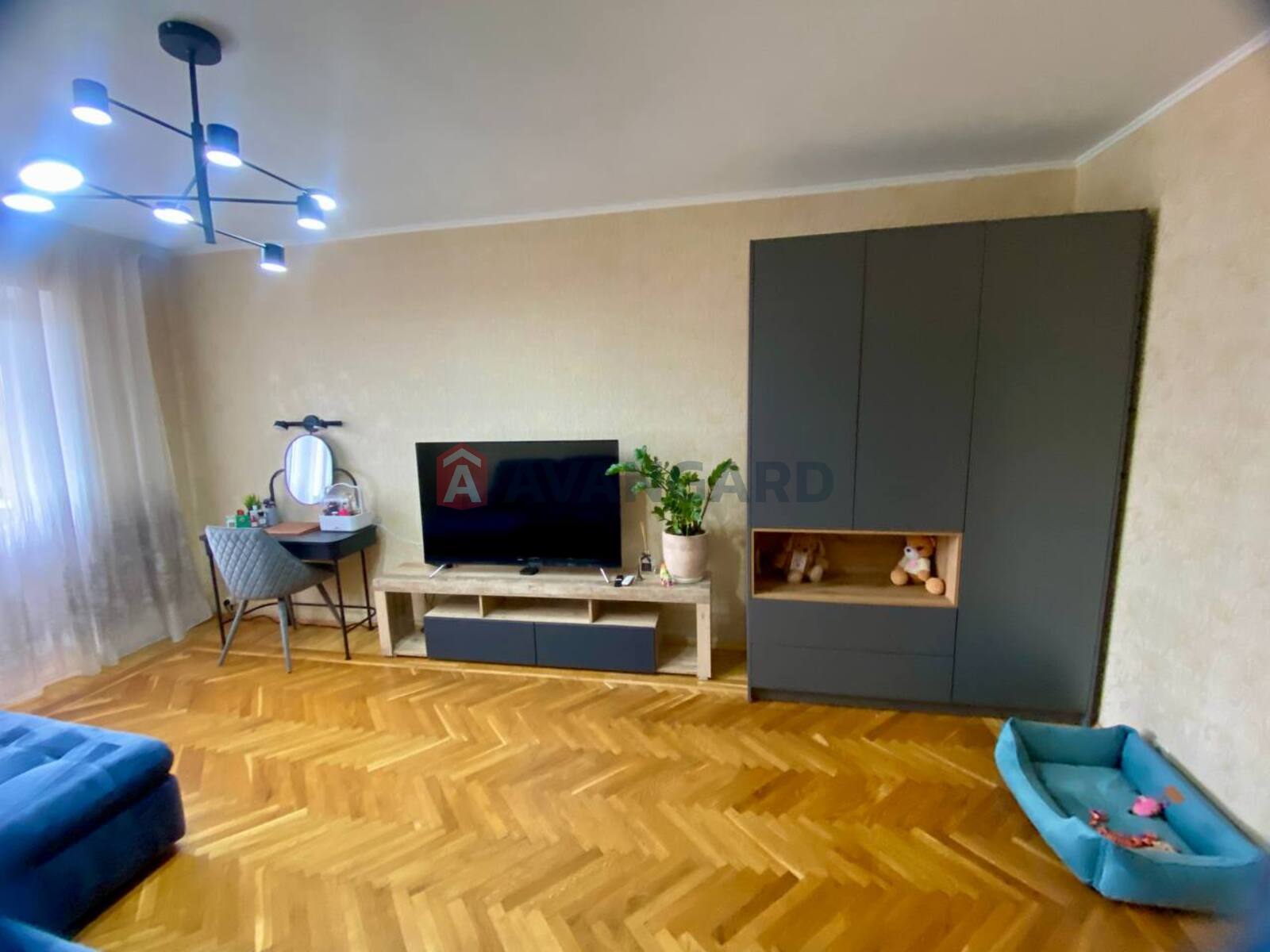 3 комн. квартира, 80/-/11 кв. м., 8/10 этаж фото 2 3 комн. квартира, 80/-/11 кв. м., 8/10 этаж фото 2