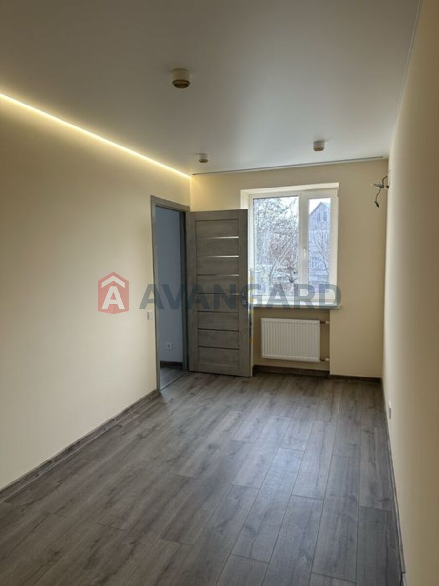 2 кім. квартира, 43/-/7 кв. м., 2/5 поверх фото 8 2 кім. квартира, 43/-/7 кв. м., 2/5 поверх фото 8