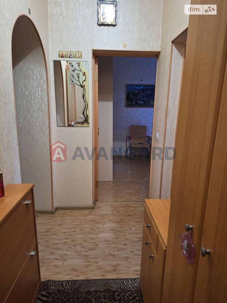 3 кім. квартира, 63/-/10 кв. м., 1/2 поверх фото 8 3 кім. квартира, 63/-/10 кв. м., 1/2 поверх фото 8