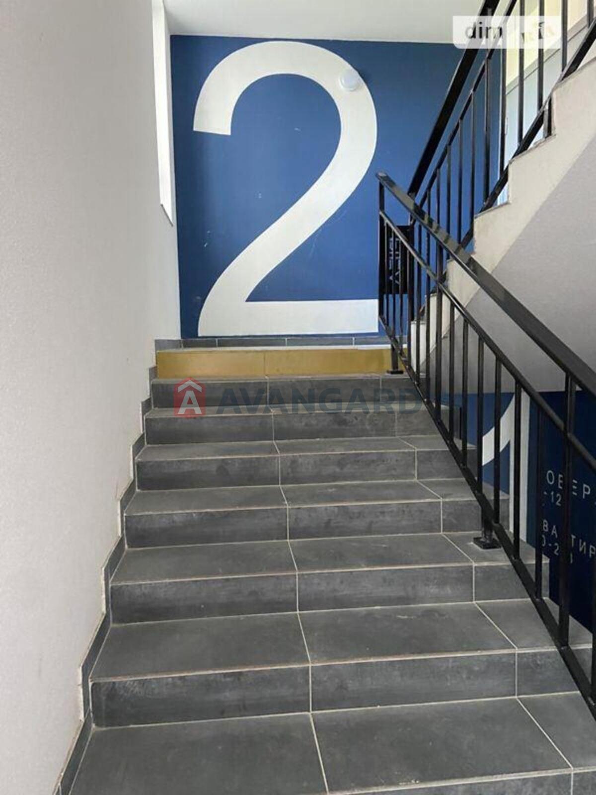 2 кім. квартира, 69/33/13 кв. м., 2/12 поверх фото 3 2 кім. квартира, 69/33/13 кв. м., 2/12 поверх фото 3