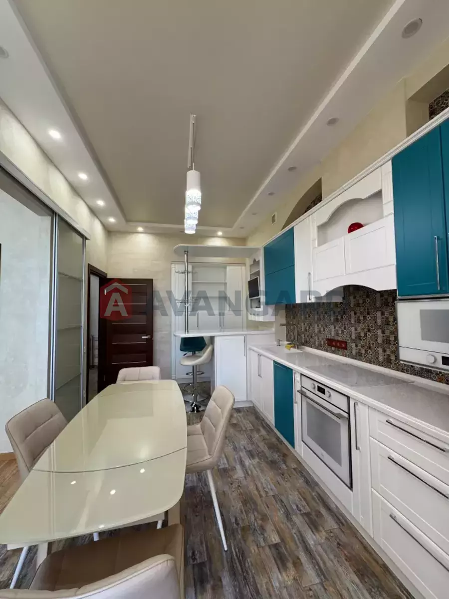 4 комн. квартира, 107/-/- кв. м., 3/6 этаж фото 3 4 комн. квартира, 107/-/- кв. м., 3/6 этаж фото 3