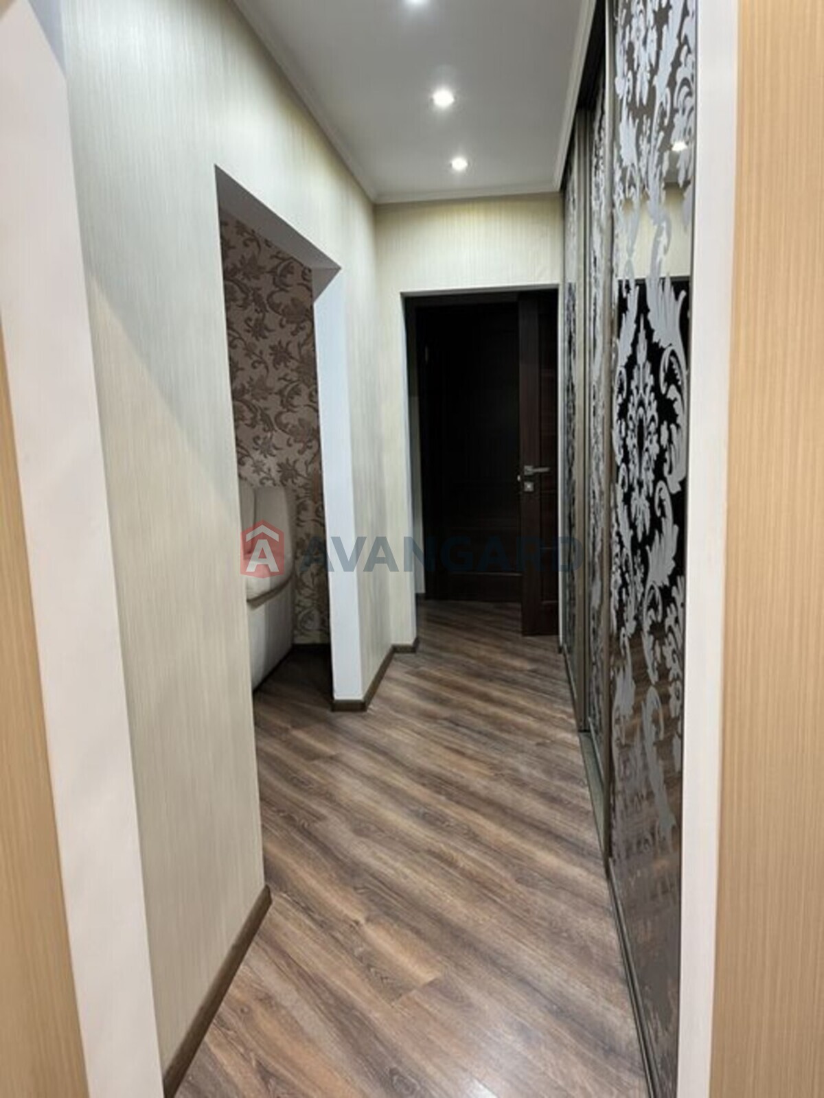 2 комн. квартира, 68/-/20 кв. м., 4/10 этаж фото 4 2 комн. квартира, 68/-/20 кв. м., 4/10 этаж фото 4