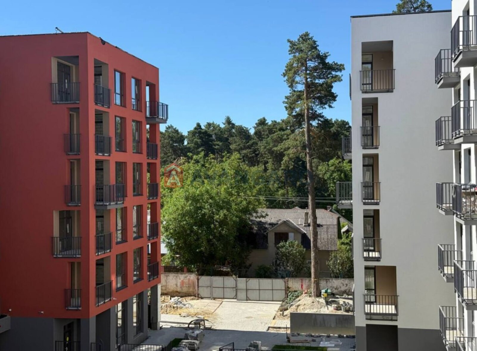 2 кім. квартира, 68.1/36/17 кв. м., 2/5 поверх фото 3 2 кім. квартира, 68.1/36/17 кв. м., 2/5 поверх фото 3