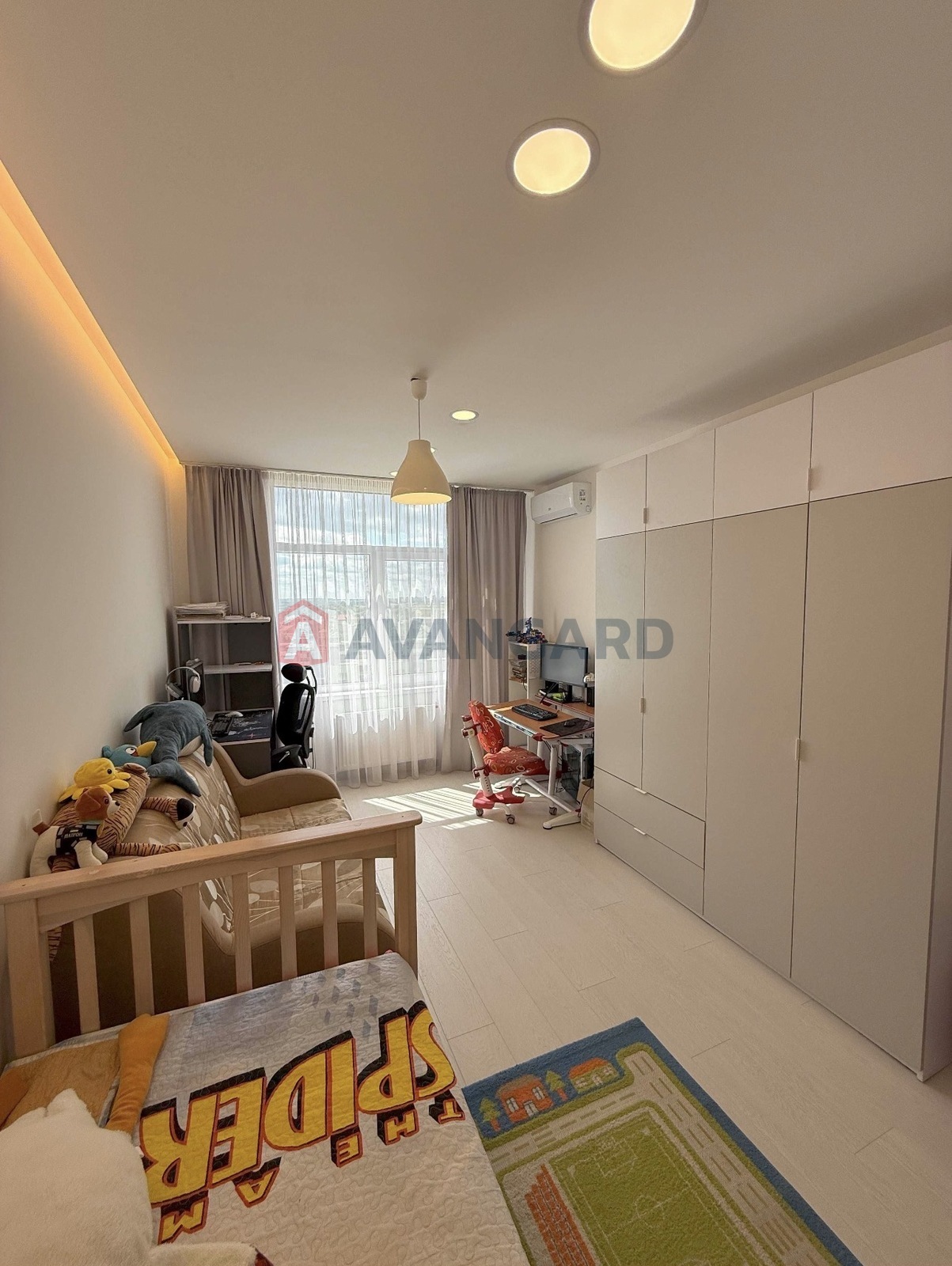 3 кім. квартира, 90/69/18 кв. м., 9/9 поверх фото 6 3 кім. квартира, 90/69/18 кв. м., 9/9 поверх фото 6