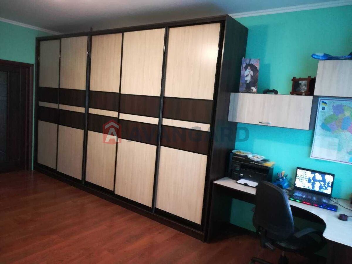 3 кім. квартира, 93/-/17 кв. м., 7/8 поверх фото 8 3 кім. квартира, 93/-/17 кв. м., 7/8 поверх фото 8