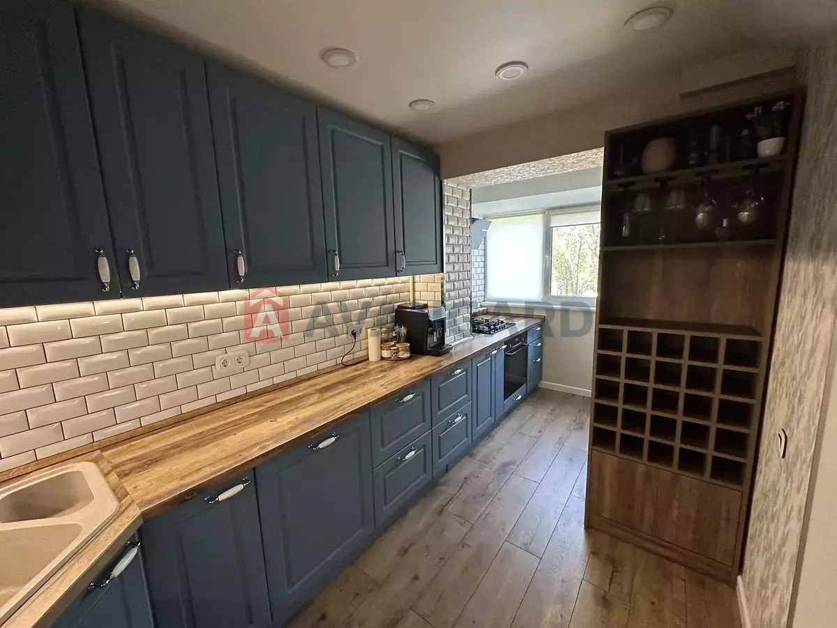 3 комн. квартира, 65/42/8 кв. м., 2/9 этаж фото 1 3 комн. квартира, 65/42/8 кв. м., 2/9 этаж фото 1