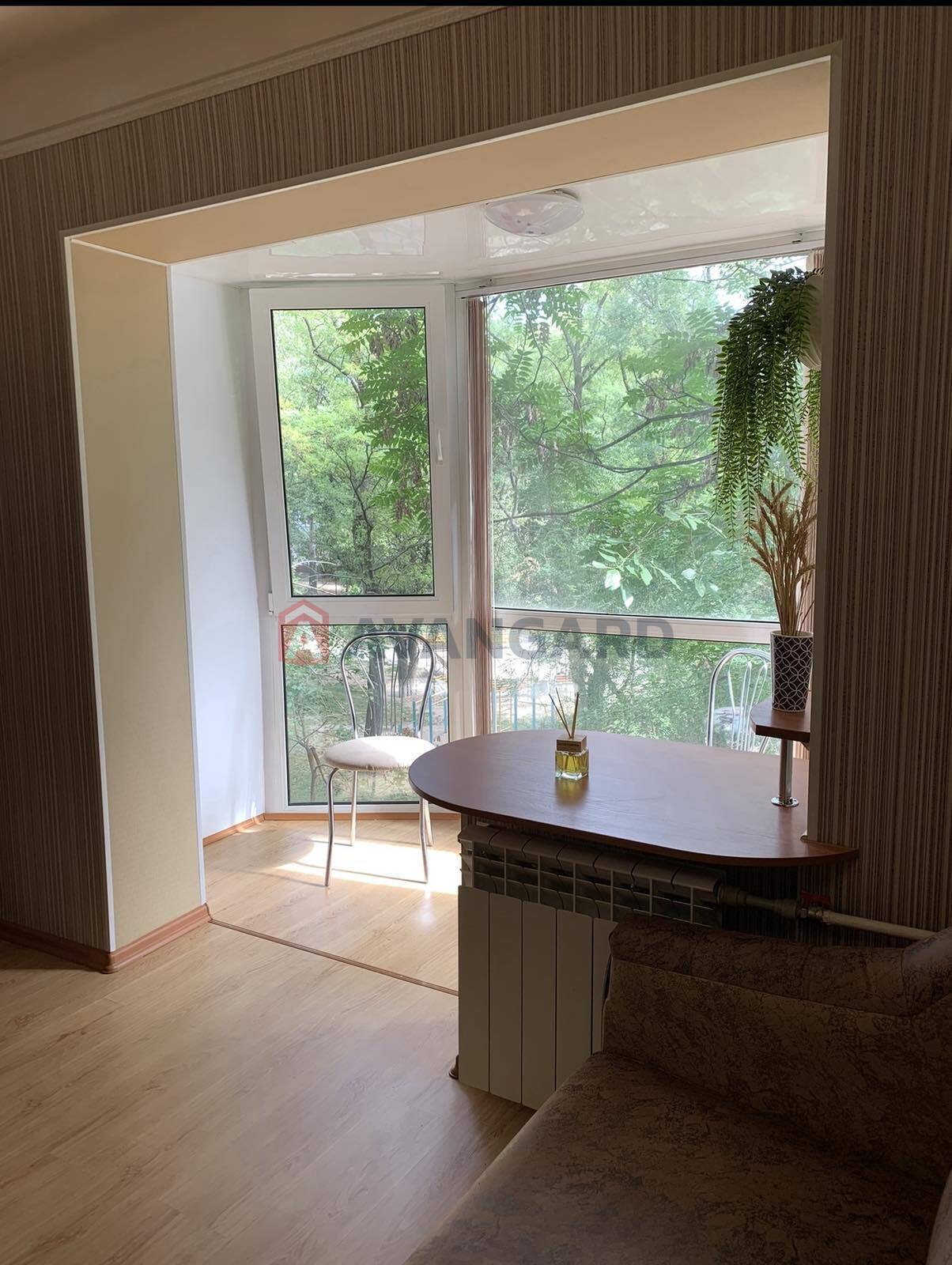 3 кім. квартира, 42/31/5 кв. м., 3/5 поверх фото 1 3 кім. квартира, 42/31/5 кв. м., 3/5 поверх фото 1