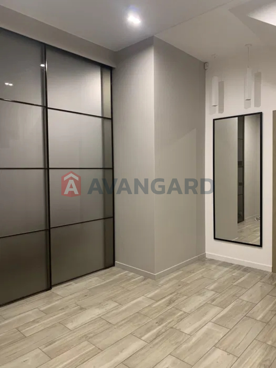 3 комн. квартира, 92/-/20 кв. м., 1/2 этаж фото 11 3 комн. квартира, 92/-/20 кв. м., 1/2 этаж фото 11