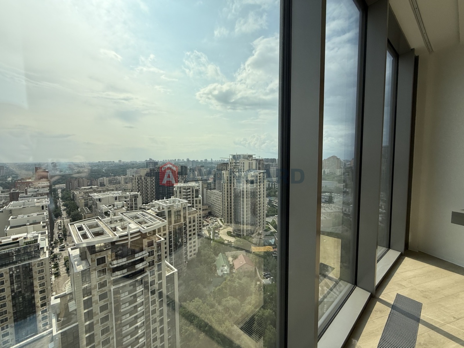 3 комн. квартира, 92/70/22 кв. м., 18/31 этаж фото 6 3 комн. квартира, 92/70/22 кв. м., 18/31 этаж фото 6
